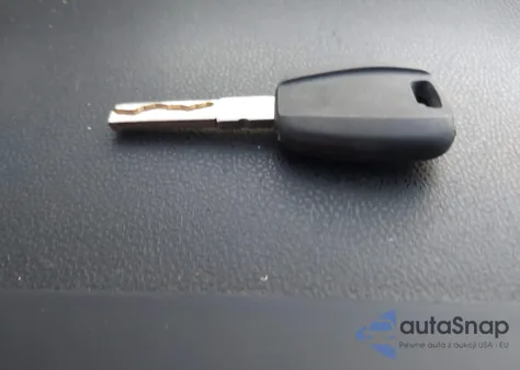 2014 Fiat 500L Easy z USA, uszkodzony, nr VIN ZFBCFABH6EZ003625